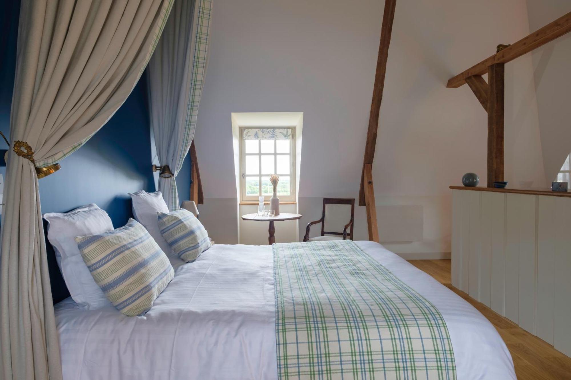 Le Domaine De Ravenoville - Pierres D'Histoire ภายนอก รูปภาพ