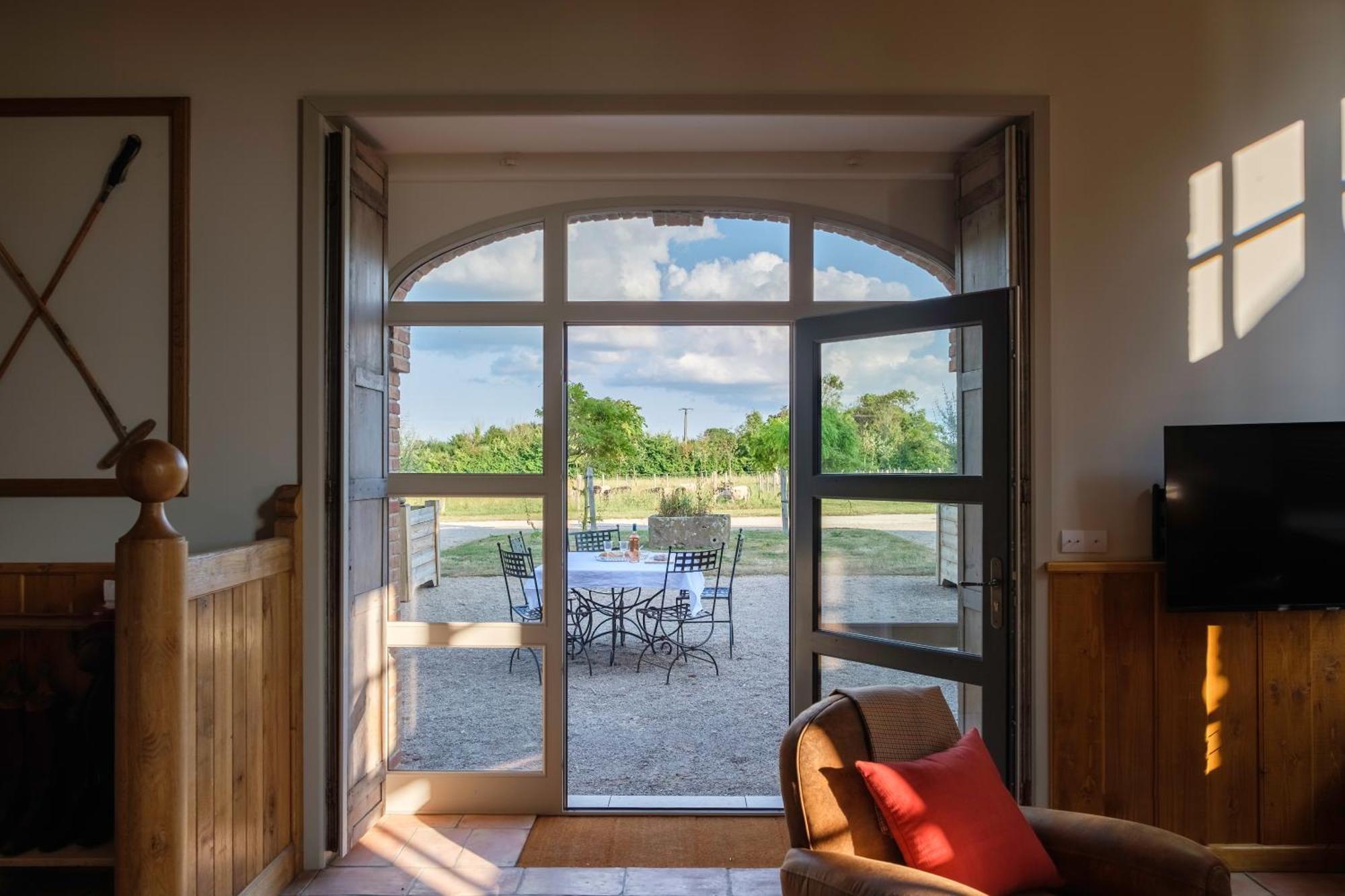 Le Domaine De Ravenoville - Pierres D'Histoire ภายนอก รูปภาพ